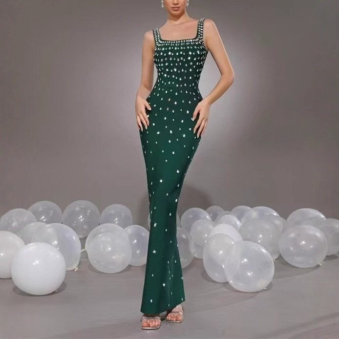 2025 New Women's U-Neck Slim Fit Rhinestone Bandage Dress Light Luxury Fashion Party Bandage Dress Christmas Dress