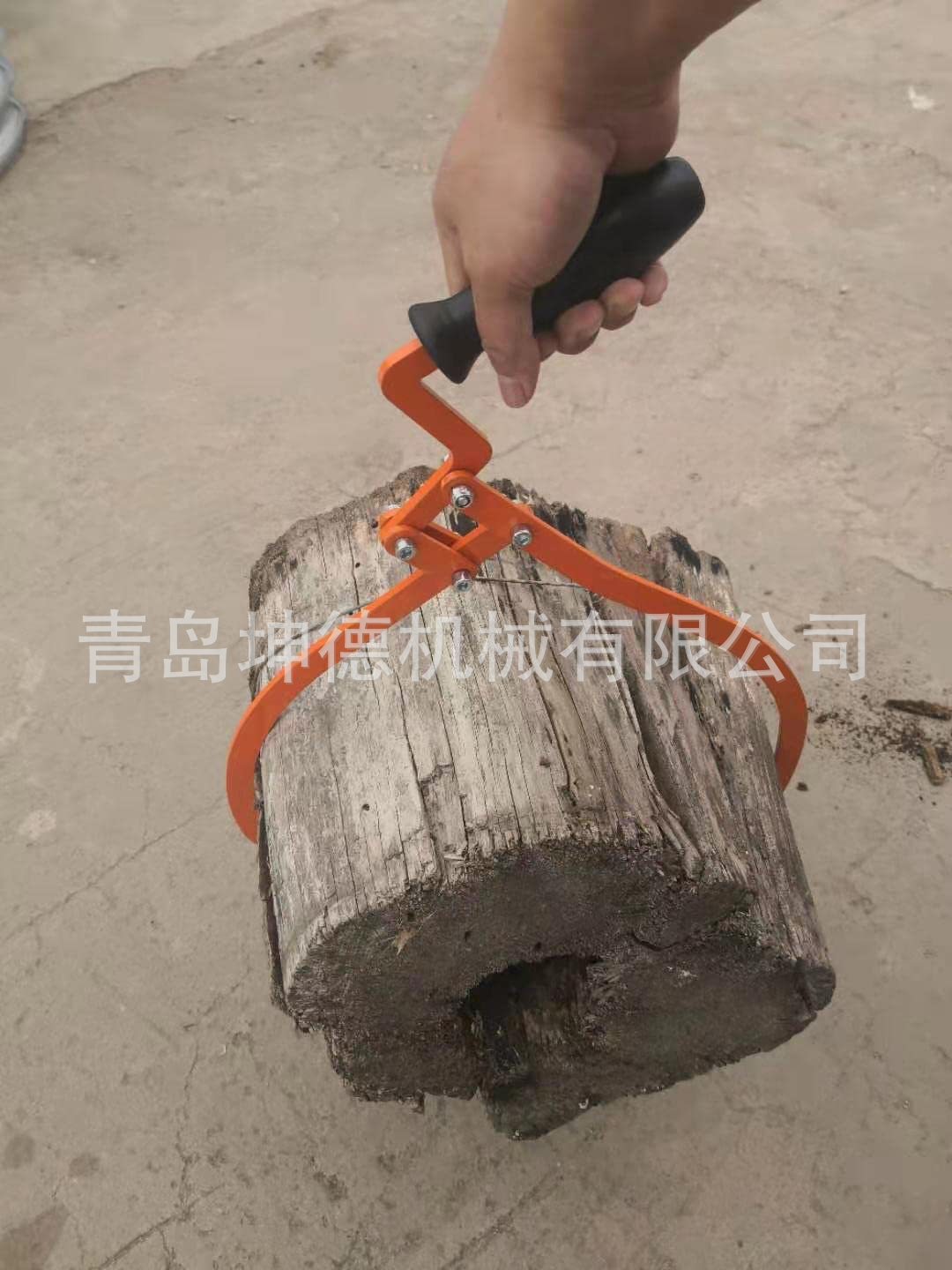 亚马逊多功能铁钩伐木施工工具单手钩 双钩型抓钩 提木器 提树钩