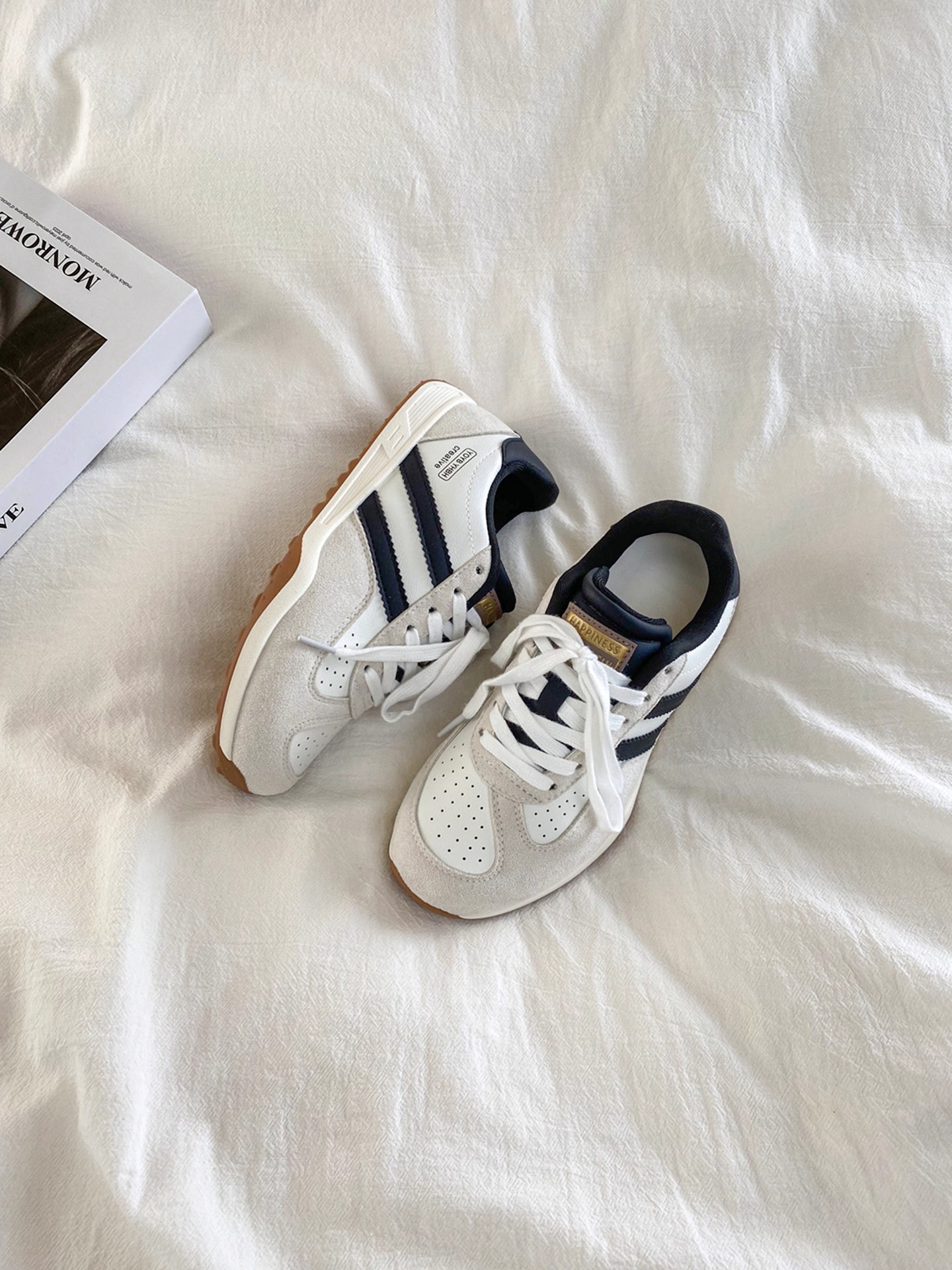 2026 nuevo nicho de diseño de zapatos de entrenamiento para estudiantes dulce de moda casual zapatos bajos zapatos blancos