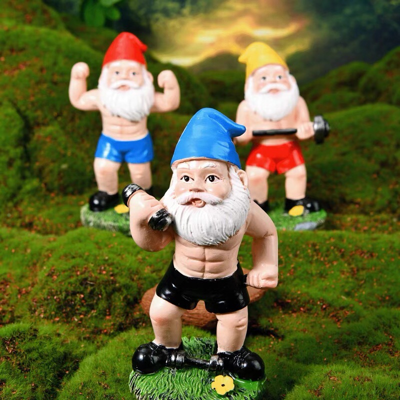 Cross border outdoor fun fitness dumbbell weightlifting gnome courtyard, lawn terrace, indoor gnome statue decoration