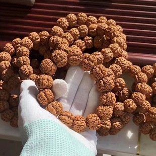 Factory Direct Sales of Plum Blossom Imperial Flower Bracelets, Small Rudraksha Bracelets, Finely Crafted Rudraksha Imperial Dragon Bracelets, Wholesale in Large Quantities