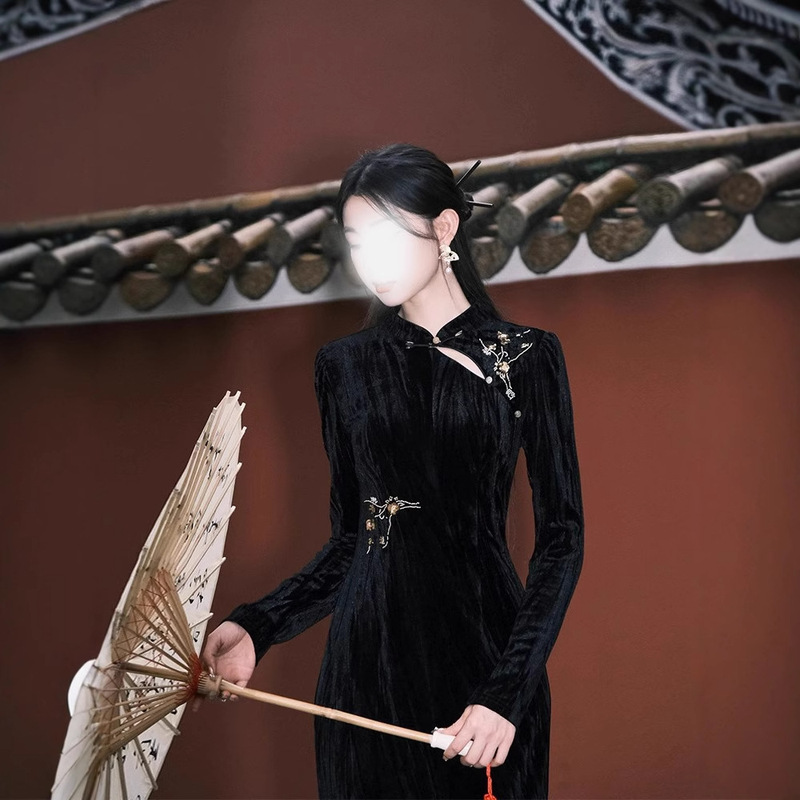 Weaving vegetarian feather new Chinese style national style autumn and winter improved Chinese clothing gentle temperament retro velvet cheongsam dress women's daily