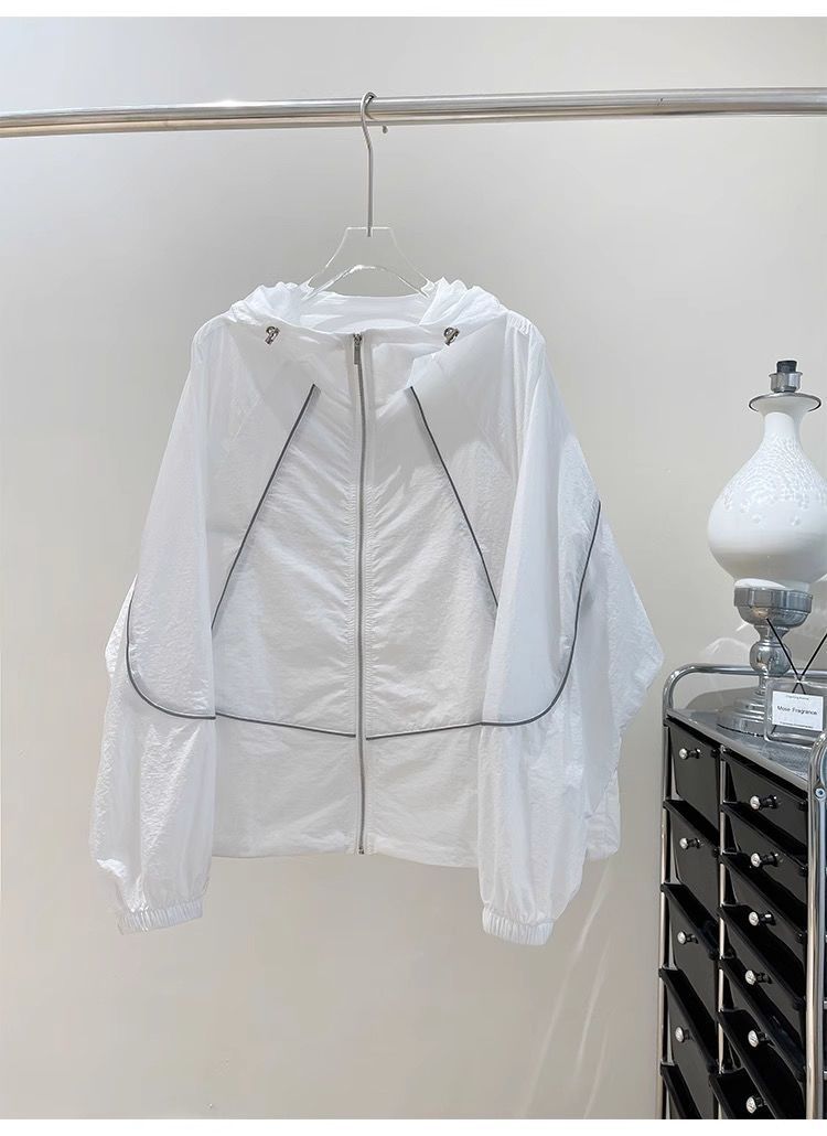 24b59e4e-dde9-4be7-8cf6-a7267a983d13.jpe