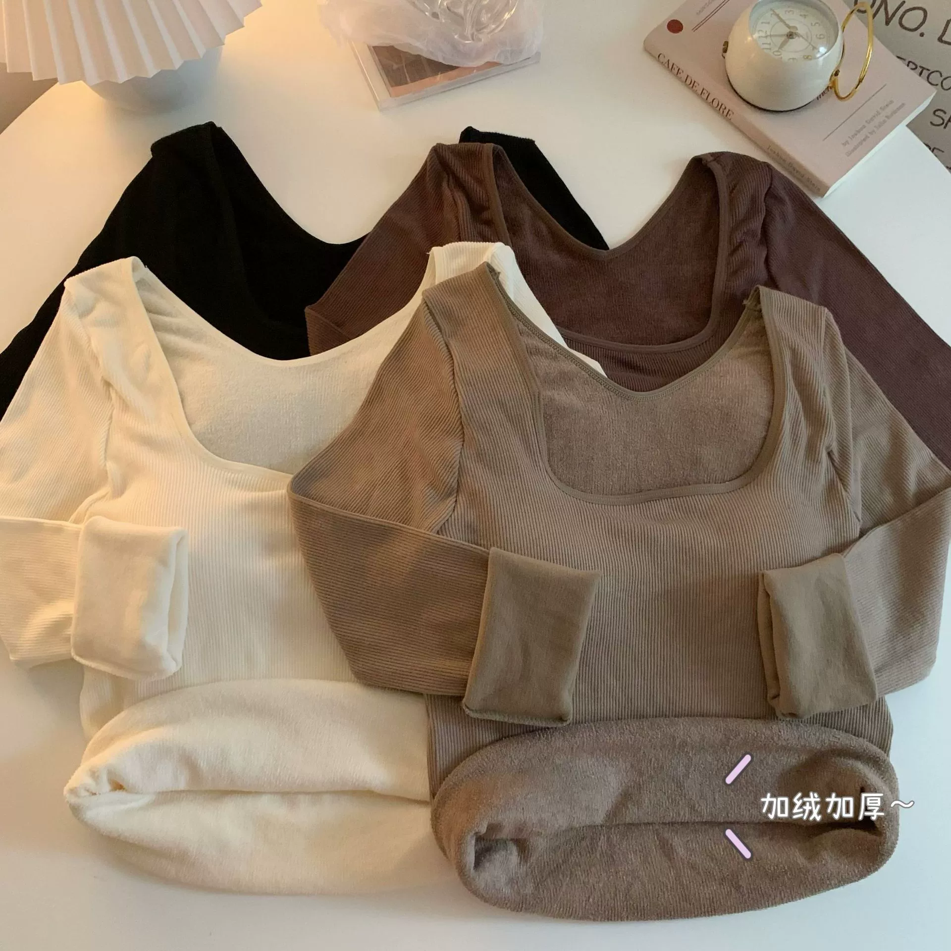 С нагрудной подкладкой на флисовой подкладке утолщенный осенне-зимний теплый топ с длинным рукавом от Интернет-знаменитостей Удобная махровая Базовая рубашка с подогревом для женщин