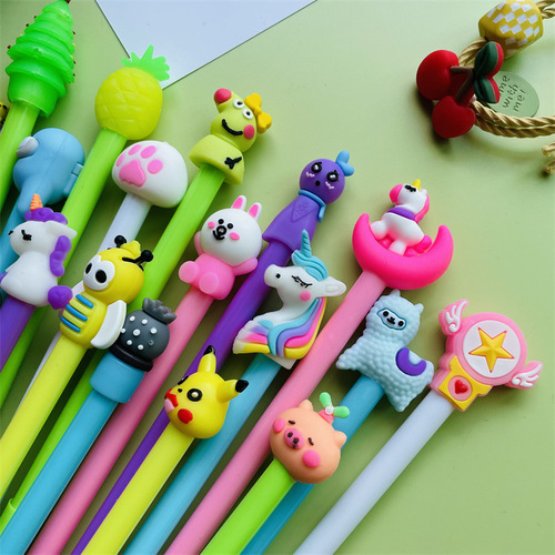 Korean-style cartoon neutral pen, internet-famous and adorable girly neutral pen—sleek black design, perfect for students in a fresh, modern style.
