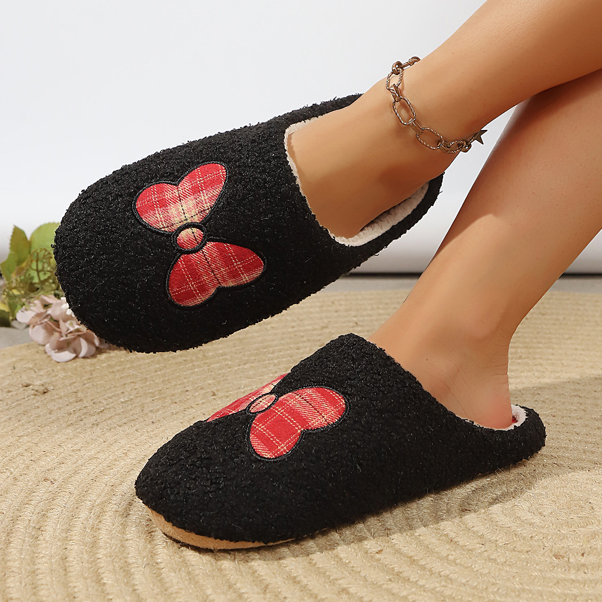 Zapatos de algodón domésticos zapatillas de algodón transfronterizas mujeres arco damas otoño y invierno interior y exterior zapatillas de peluche cálidas