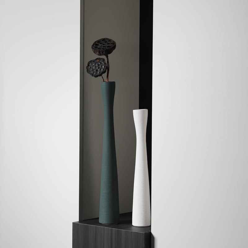 Vaso de cerámica simple y delgada larga larga rama larga flor grande arreglador de flores gabinete de televisión gabinete de entrada decoración doméstica