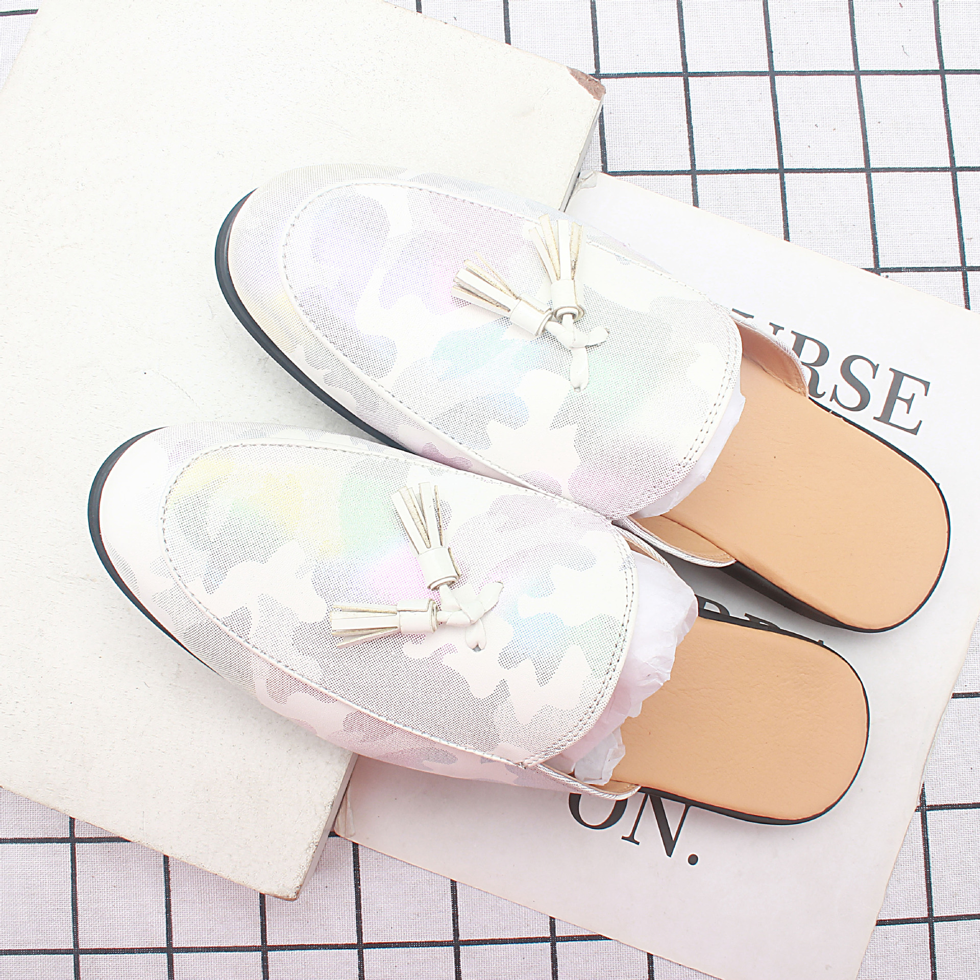 �¿��и��԰���ƤЬ�����⴩��ͷ����Ьʱ����������1390