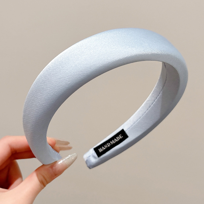 Primavera pequeña diadema fresca para mujer 2025 celebridad de Internet nuevo estilo salvaje fuera de estilo coreano horquilla de cabello prensado diadema accesorios para la cabeza