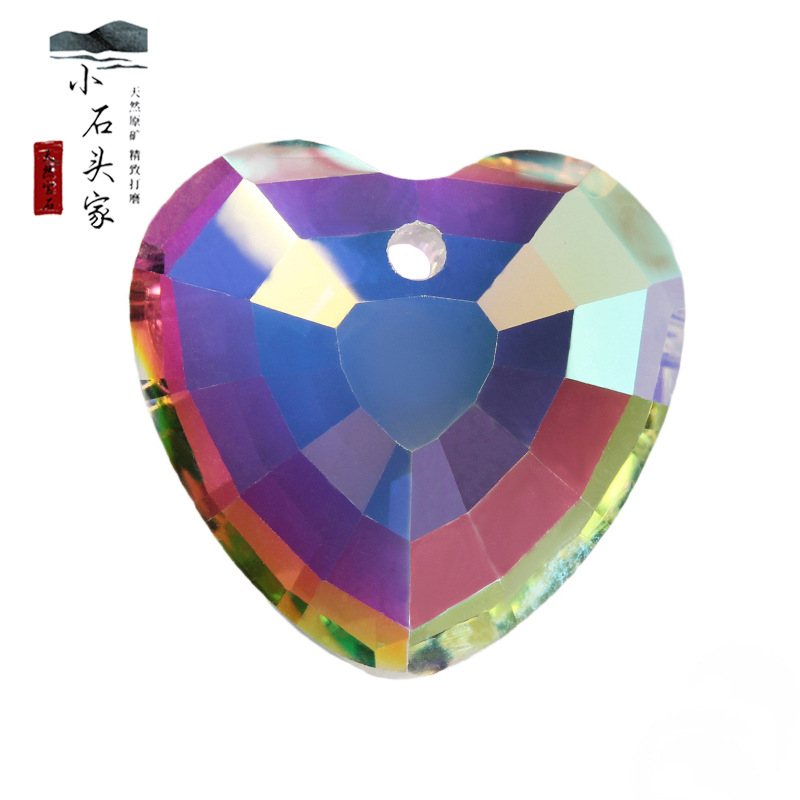 Glass pendant heart shaped