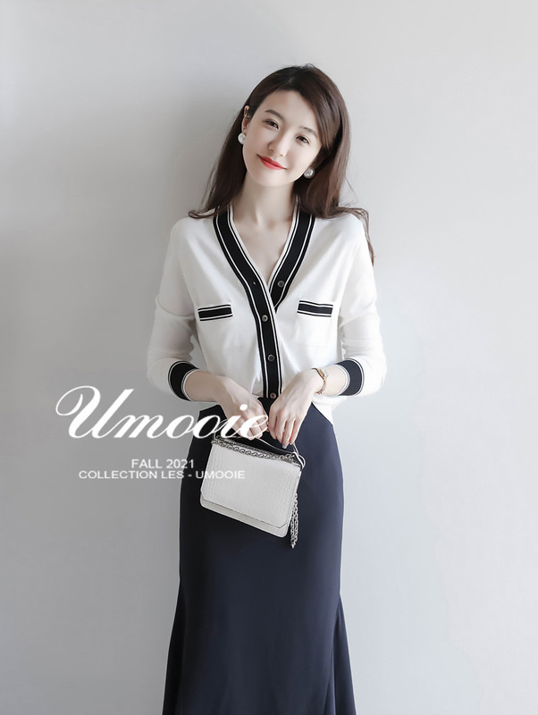 Double enjoyment of texture and somatosensory black and white contrast color striking bright cardigan sweater women