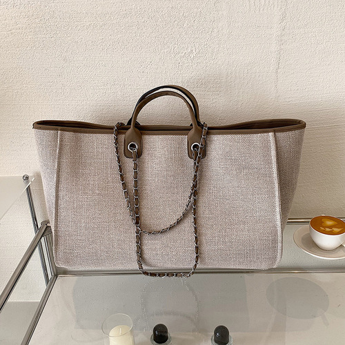 Wholesale cross-border  new European and American bucket bag women's large capacity portable shoulder cross chain tote bag trendy