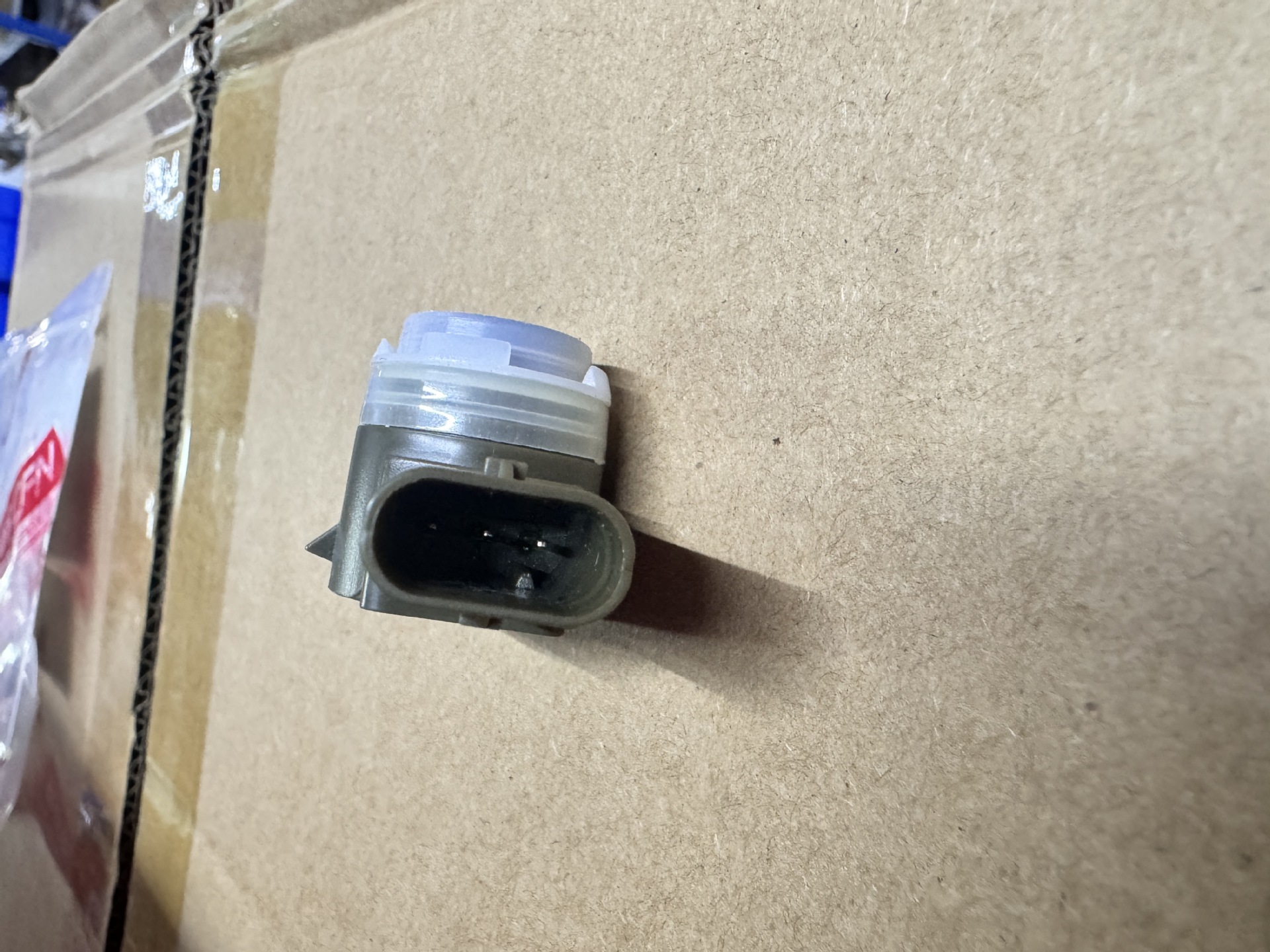 Suitable for Tesla reverse radar sensor Model 3/Y/S/X parking sensor 1099611 1100297
