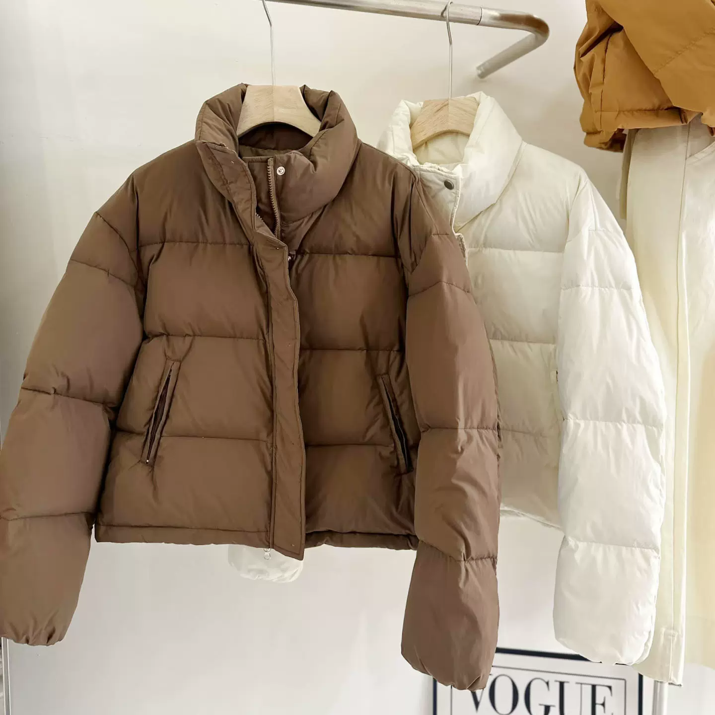 2025冬季新款韩系立领面包服短款白鸭绒羽绒服外套女装批发货源