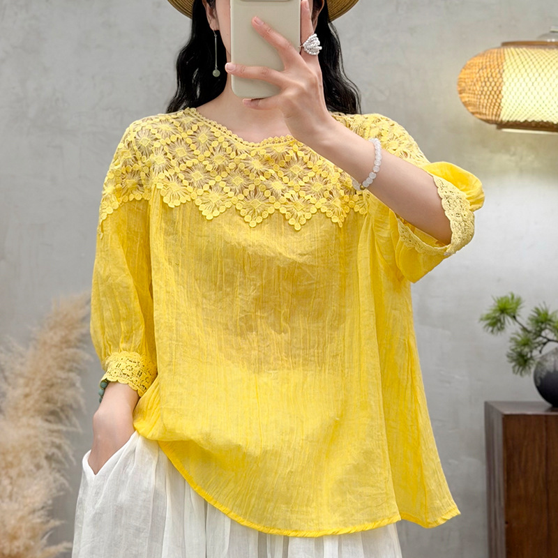 Plus-Size Women's Lace Patchwork Shirt, New Summer Style, Loose Fit, Slimming, Lazy Artistic Style, Age-Reducing, Sun-Protective Top Plus-Size Women's Lace Patchwork Shirt, New Summer Style, Loose Fit, Slimming, Lazy Artistic Style, Age-Reducing, Sun-Protective Top