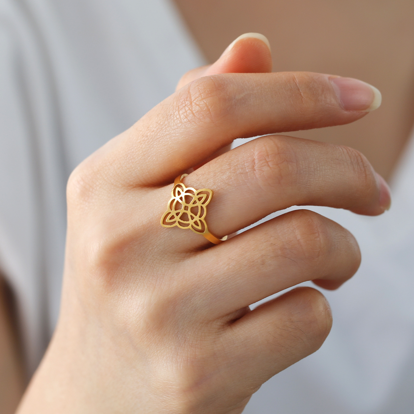 Holiday, Daily Occasion Wholesale Jewelry Simple Style Witches Knot Solid Color 304 Stainless Steel Plating Rings