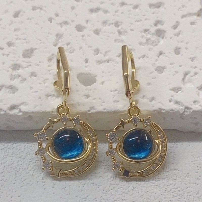 fashionable trend universal earrings