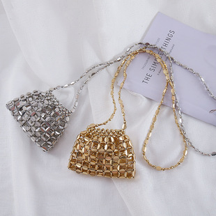 С���OӋ�����yɫ�U���������2024�¿�����Cб��С������μ�