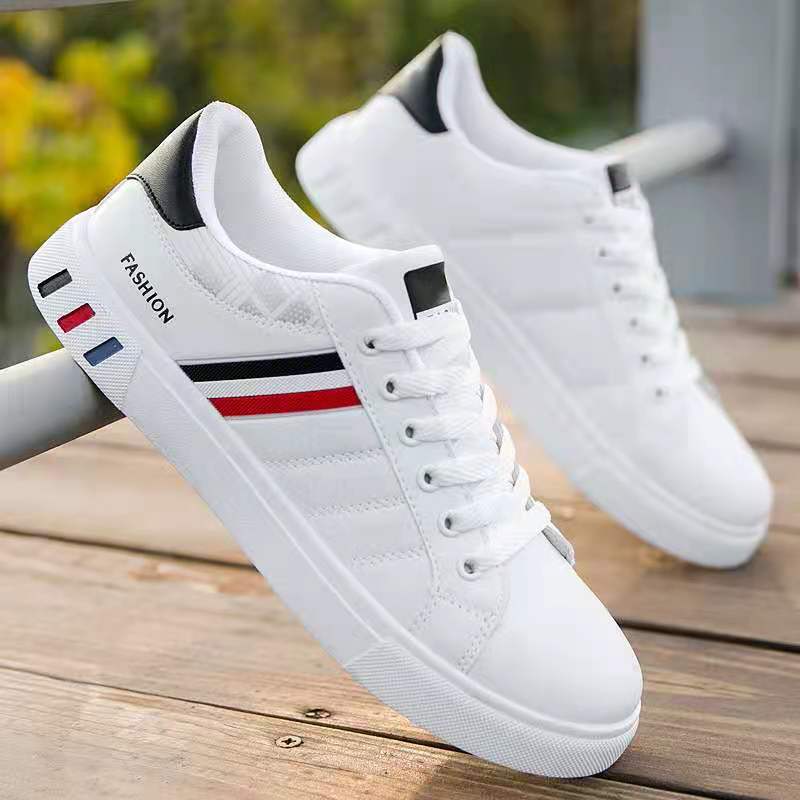 Extra large casual footwear for leisure