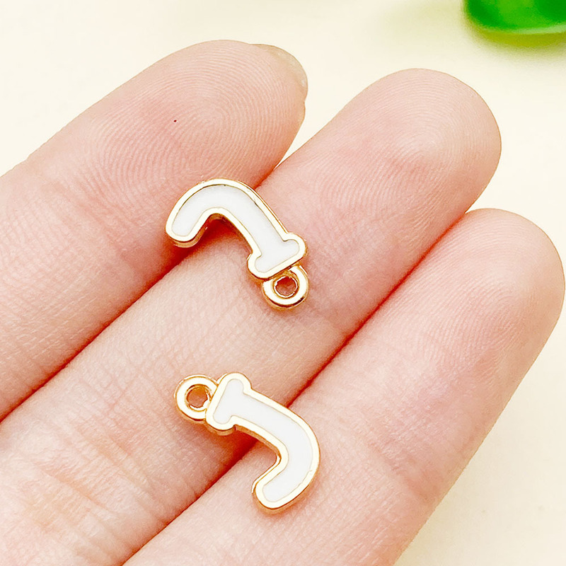 新しいオイルドリップ漫画 4 色両面 26 文字ペンダント DIY ブレスレットネックレスキーペンダントジュエリーアクセサリー|undefined