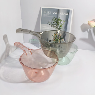 Water scoop not fragile transparent water scoop bath water scoop water scoop plastic household water scoop water scoop household plastic
