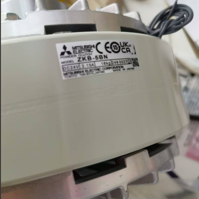 供应磁粉离合器ZKB-1.2BN 磁粉制动器ZKB1.2XN，磁粉