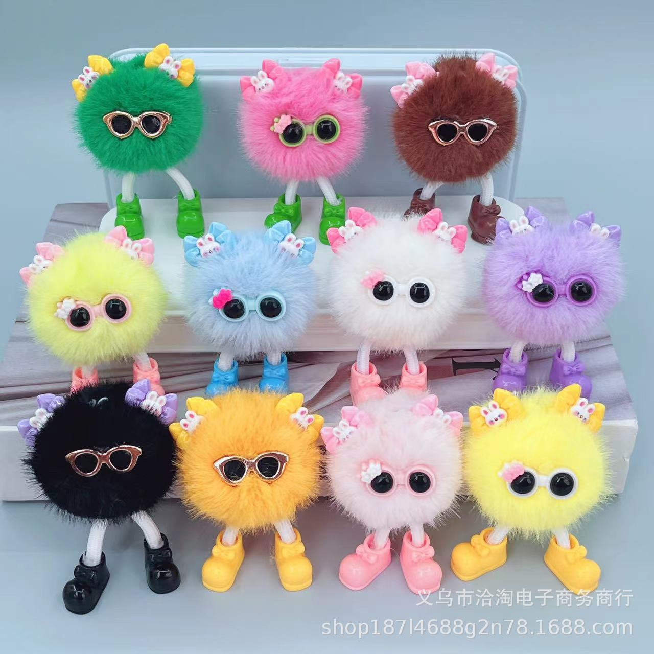 跨境可爱兔耳朵毛绒毛球公仔洞洞鞋装饰手机包包钥匙扣挂件批发