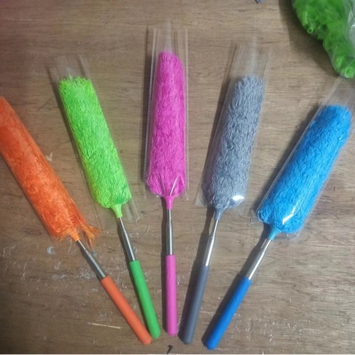 Manufacturer wholesale stainless steel retractable dust duster bendable fiber small duster household dust sweeping feather duster