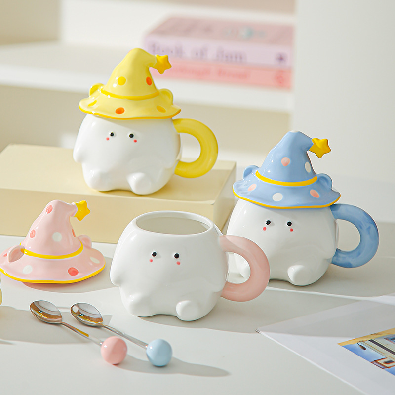 Dibujado a mano encantador cartón de dibujos animados tazas de cerámica creativas estudiantes con tazas de agua cubiertas para regalos de cumpleaños de chicas tazas de regalo