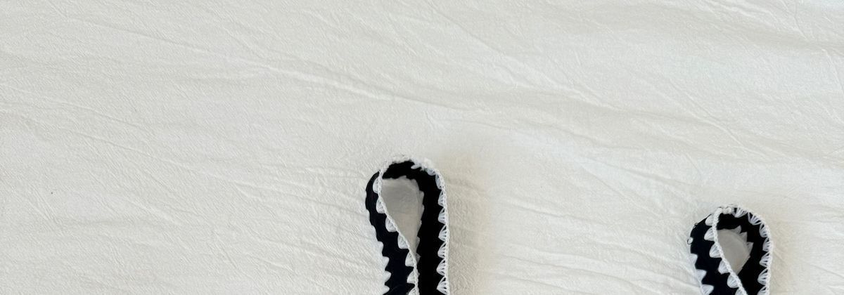 GraceChic Nuovo costume da bagno intero retrò con bordo a gancio all'ingrosso per donna, scollo quadrato di alta qualità, stile europeo e americano, semplice, nero, caldo_voghion.com