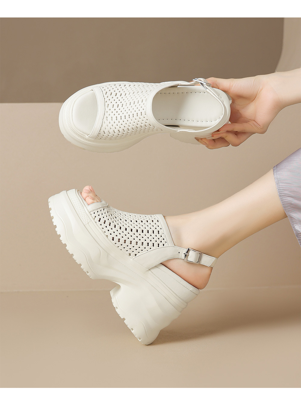 Sandal nữ tăng chiều cao 12cm đế xuồng đan kiểu La Mã hở mũi — Màu đen chi tiết 10