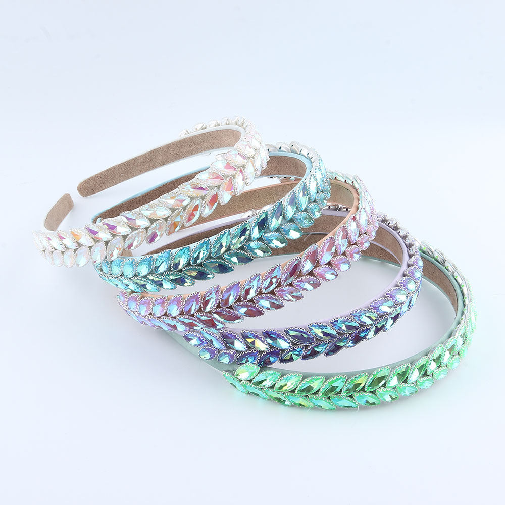 Women's Simple Style Color Block Plastic Inlay Rhinestones Hair Band display picture 2