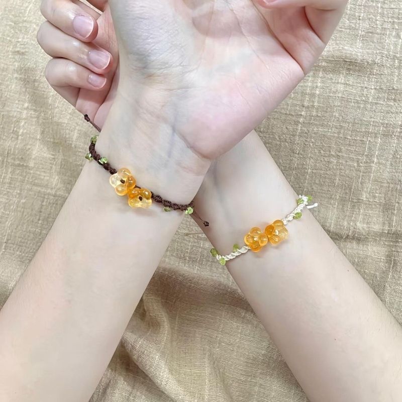 Laurel Lucky Clover Bracelet Woven Bracelet Niche Simple Versatile Gift for Couples and Best Friends