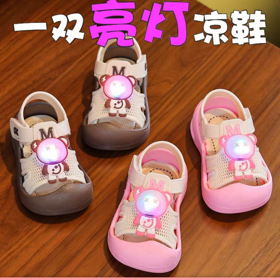 2026 New Model Luminous Children's Sandals for Boys and Girls, Baby Toddler Shoes, Princess Closed-Toe Sandals Wholesale