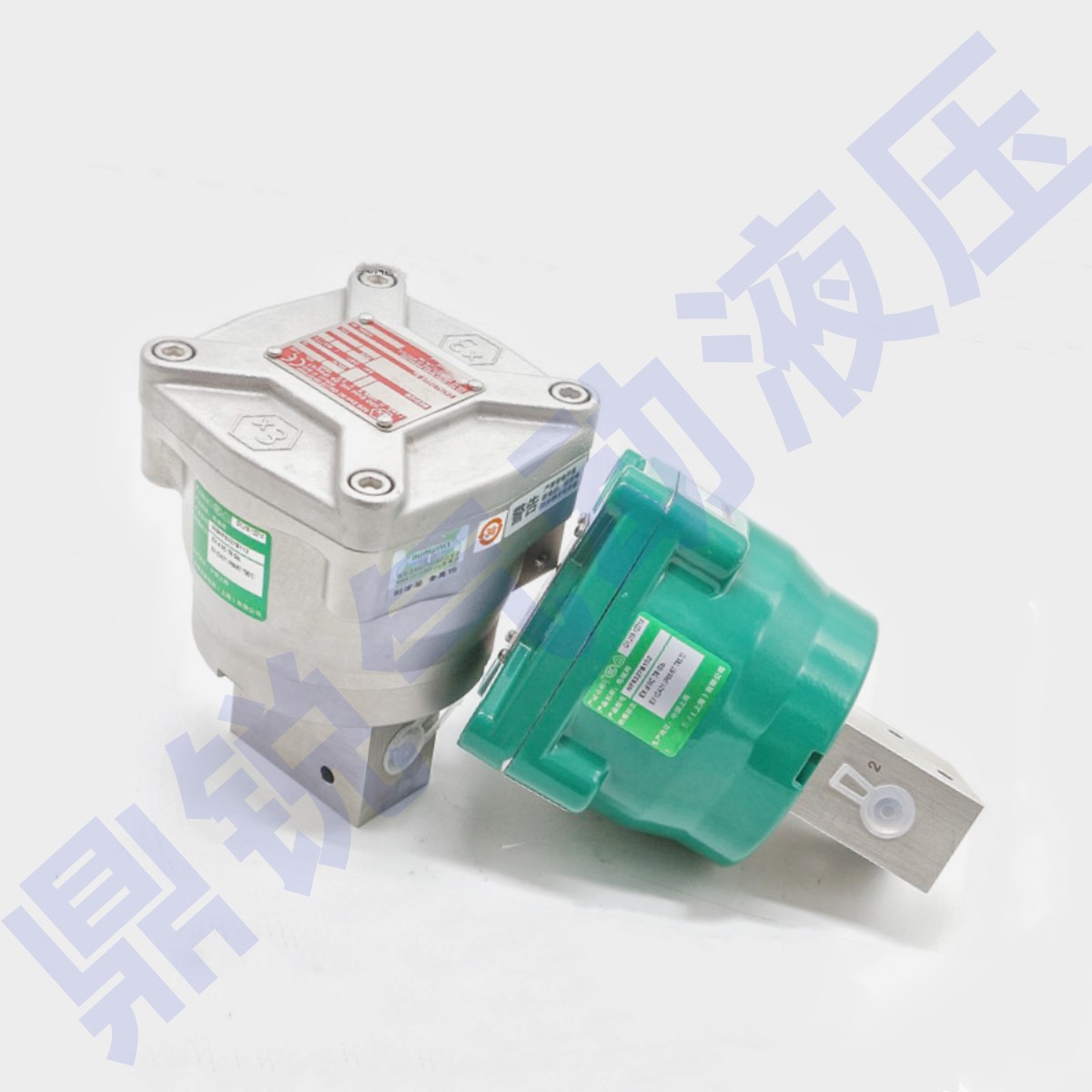 WSNF8327B102 WSNF8327B002 NF8327B102 8327B112三通隔爆电磁阀