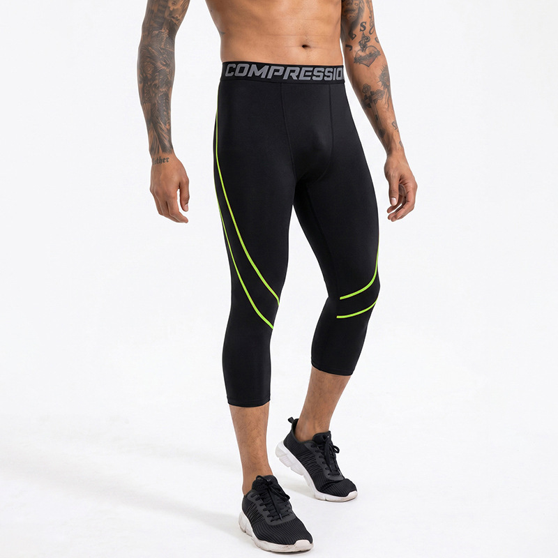 Pantalones de fitness delgados transfronterizos de alta velocidad elástica secos de pista y campo, pantalones de compresión de baloncesto para hombres, pantalones cortos deportivos de siete puntos
