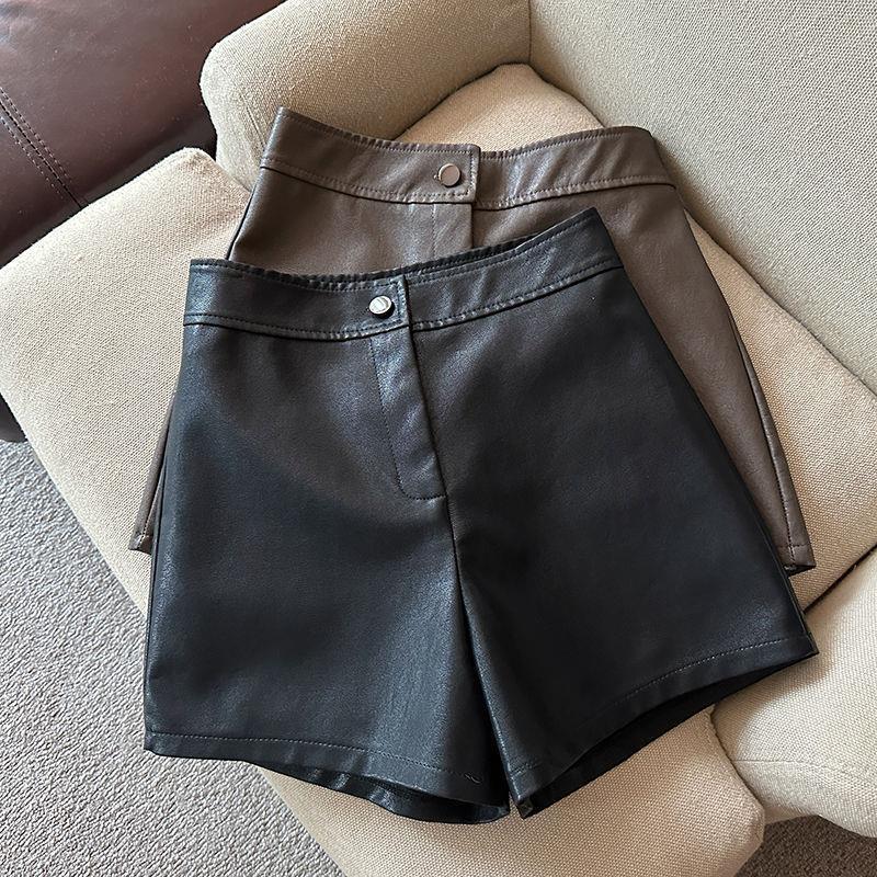 2023 autumn and winter plus size chubby girl black wide-leg pants women's Korean-style outer wear slimming PU leather shorts casual bottoming boot pants