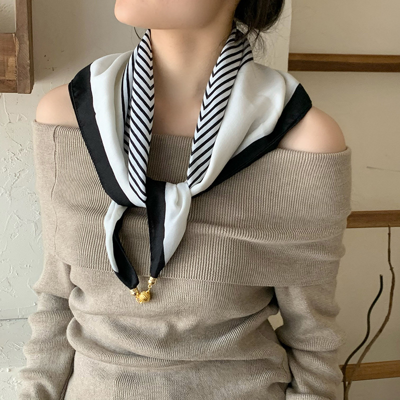 Bufanda de seda para mujer, bufanda cuadrada, estilo de primavera y verano de alta calidad, bufanda de cuello, bufanda magnética de moda, bufanda de todo fósforo, chal al por mayor