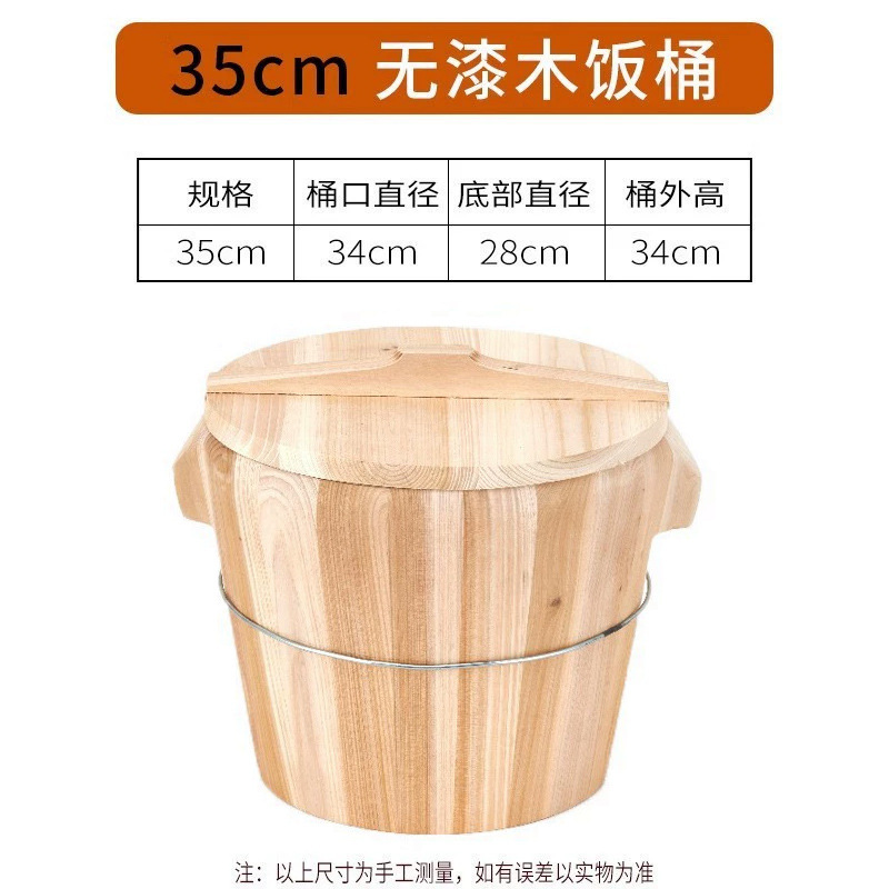 蒸しの宝のメーカーのもち米のご飯は露店の杉の砂のレトルトを並べて竹の大きい小さいサイズの木の商売の家庭用の蒸しご飯の樽を蒸します。|undefined