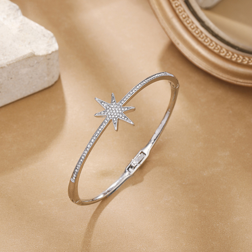 Hexagram Pattern Sweet Classic Style Hexagram Zinc Alloy Bangles Wholesale