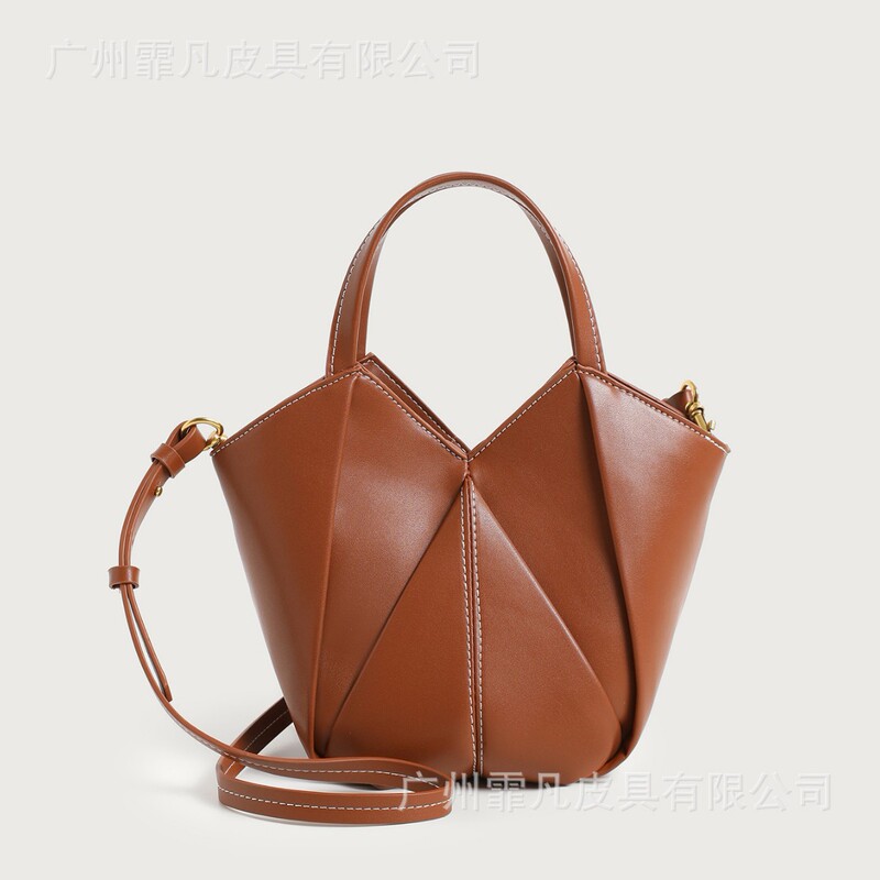 Z Brand 2026 Summer New Women's Bag Brown Leather Bucket Bag Women's Handbag Commuter Retro Shoulder Crossbody Bag