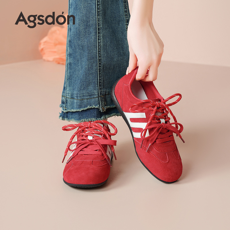 Zapatos de entrenamiento alemán rojos de Augu Shi Deng para mujeres 2025 nuevos zapatos de suela gruesa de otoño zapatos deportivos casuales zapatos de ballet para mujeres