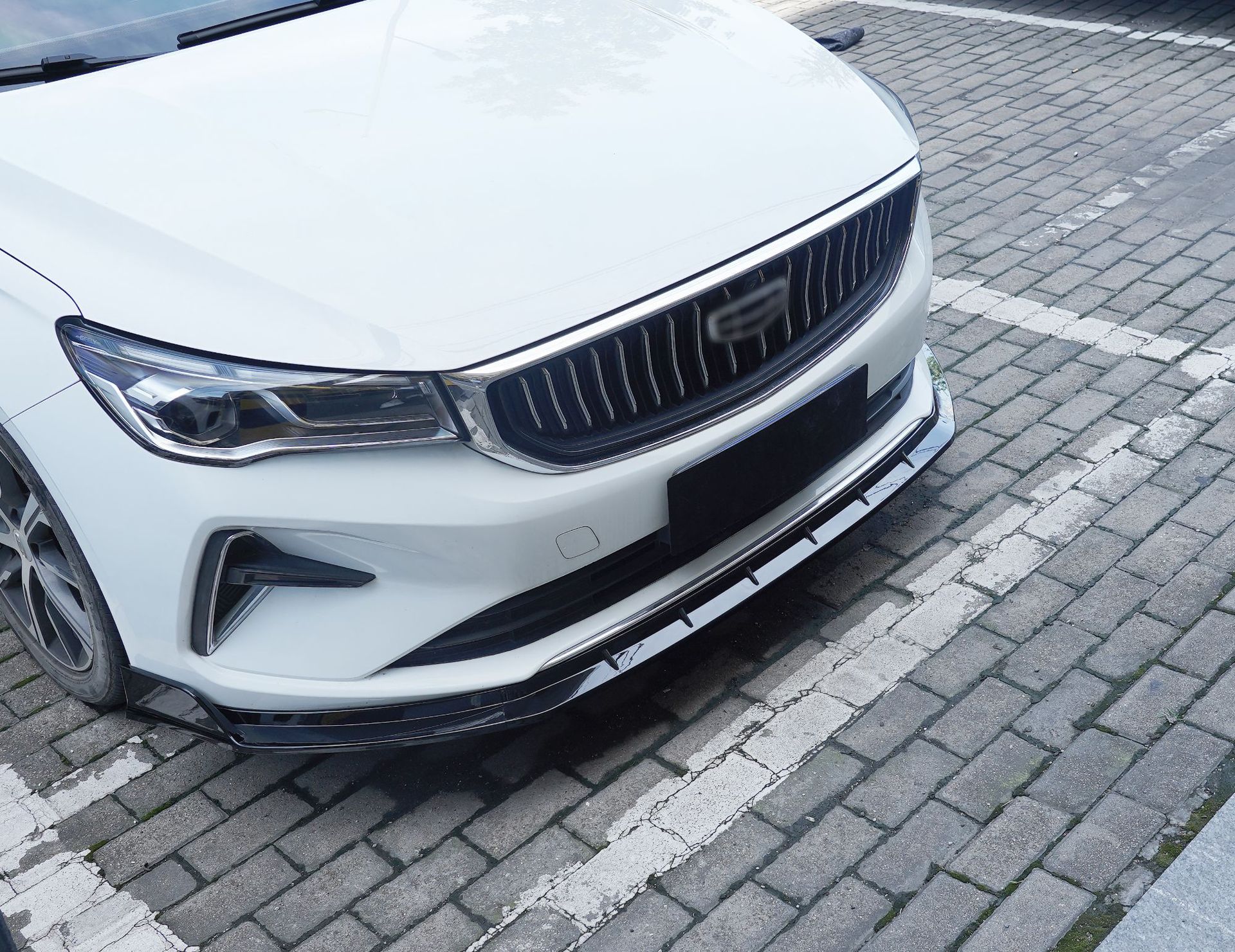 Suitable for 22-27 Geely Emgrand S70 front spoiler, front lip, rear wing, side skirts, rear lip, top wing, body kit