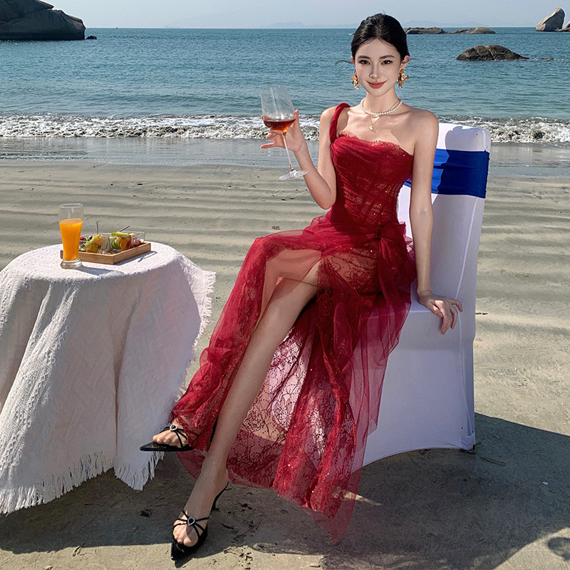 Red Engagement Dress, Classy Accessible Luxury Niche Heavy Lace Sexy Fishbone Corset Tube Top Dress Birthday Dress