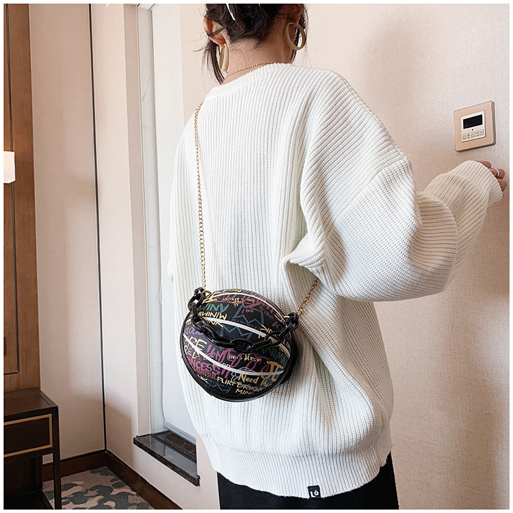 Women's Small All Seasons Pu Leather Streetwear Circle Bag display picture 2