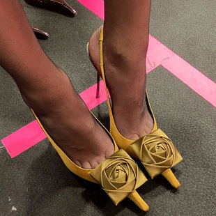 European and American Foreign Trade Cross-Border Exclusive Spring and Summer New Fashion Stiletto Ultra-Long Pointed Flower Closed-Toe Sexy High-Heeled Sandals