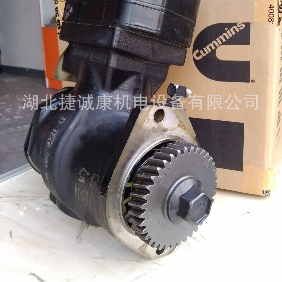 康明斯打气泵空压机4946293-5286966挖掘机配件康明斯空压机