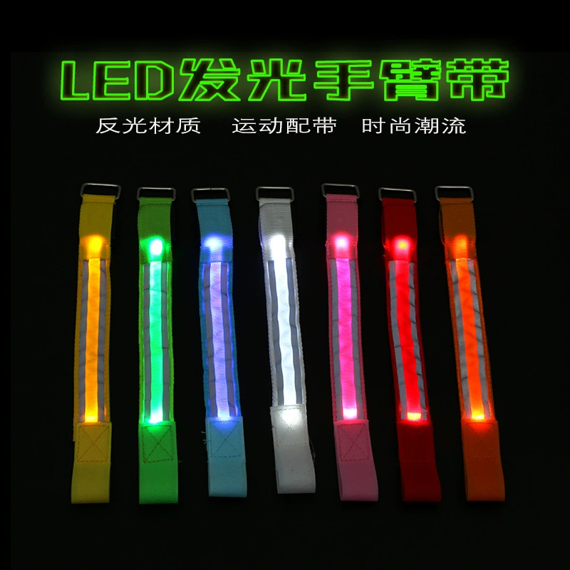 Производители производят светодиодные светящиеся повязку Ночной суд развеселить поставки светящийся браслет