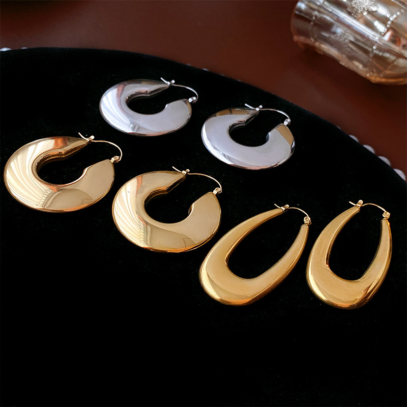 Women'S Gender 1 Pair Casual Solid Color U Shape Round Plating Titanium Steel Earrings