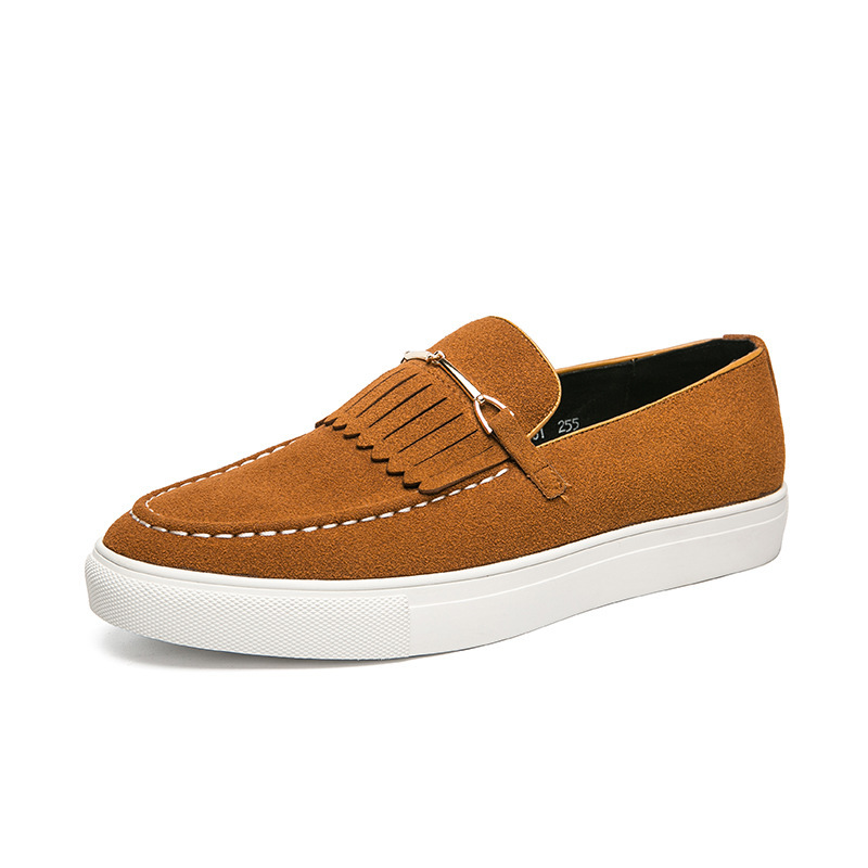 Nuevas zapatillas transfronterizas de borla de gran tamaño para hombres, pasarelas de moda europeas y americanas, zapatos de cuero, zapatillas casuales de negocios con personalidad para hombres